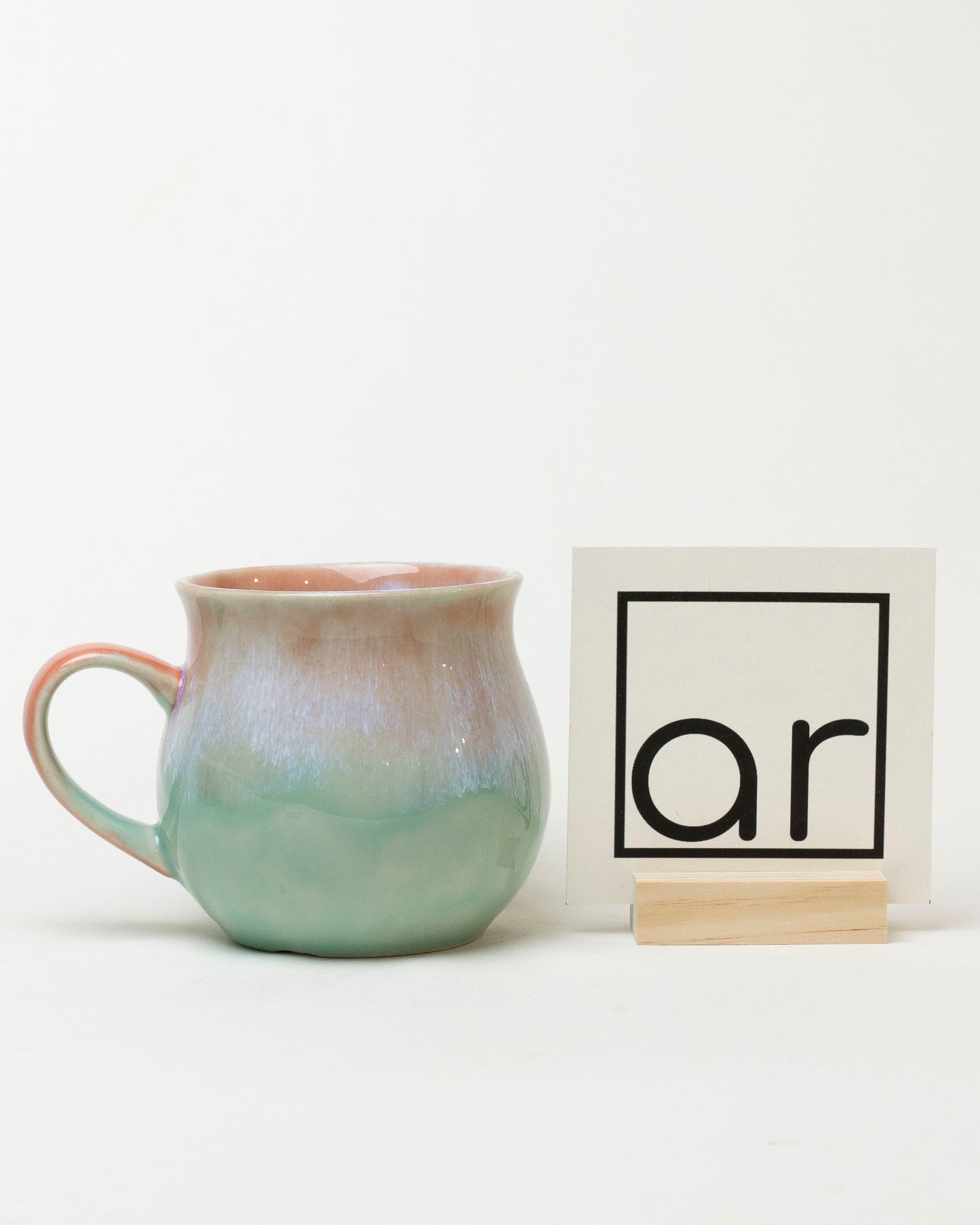 Kubek mięta z różaną poświatą