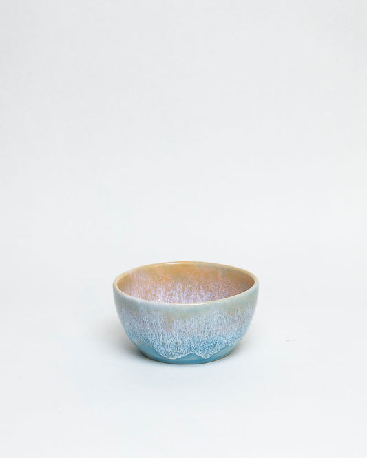 Miska mgła nad jeziorem