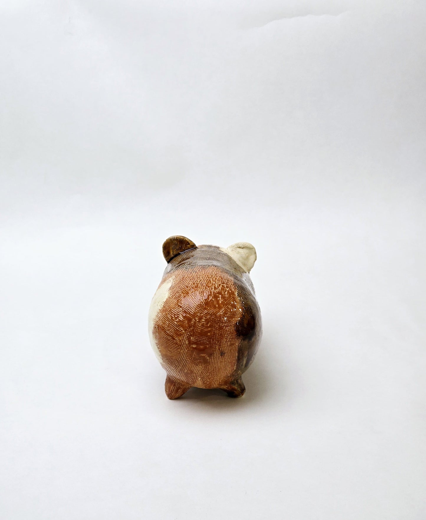 Figurka ceramiczna – świnka morska