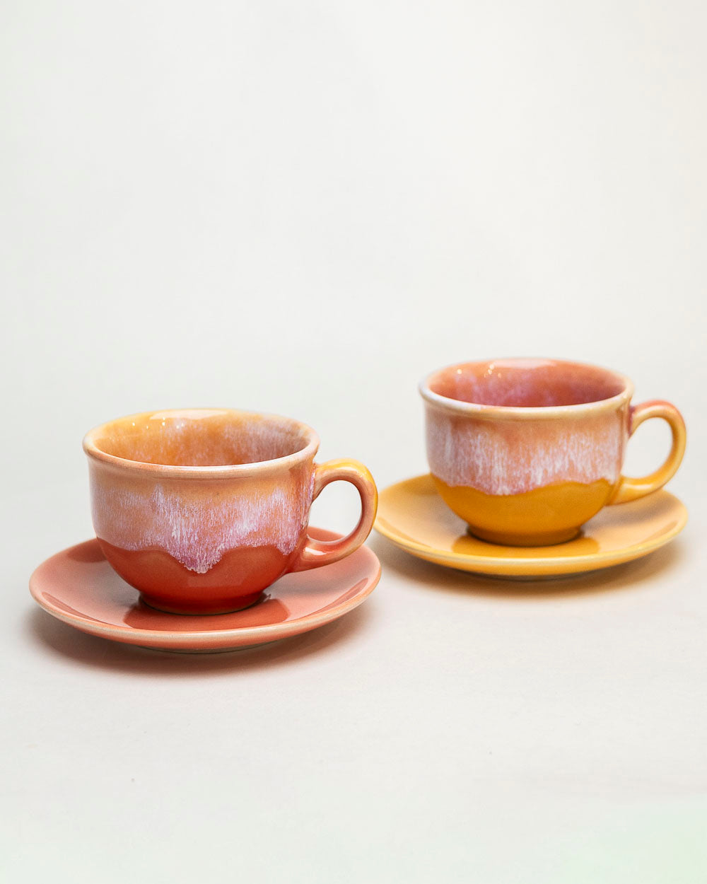 Zestaw dwóch filiżanek – morela i miód