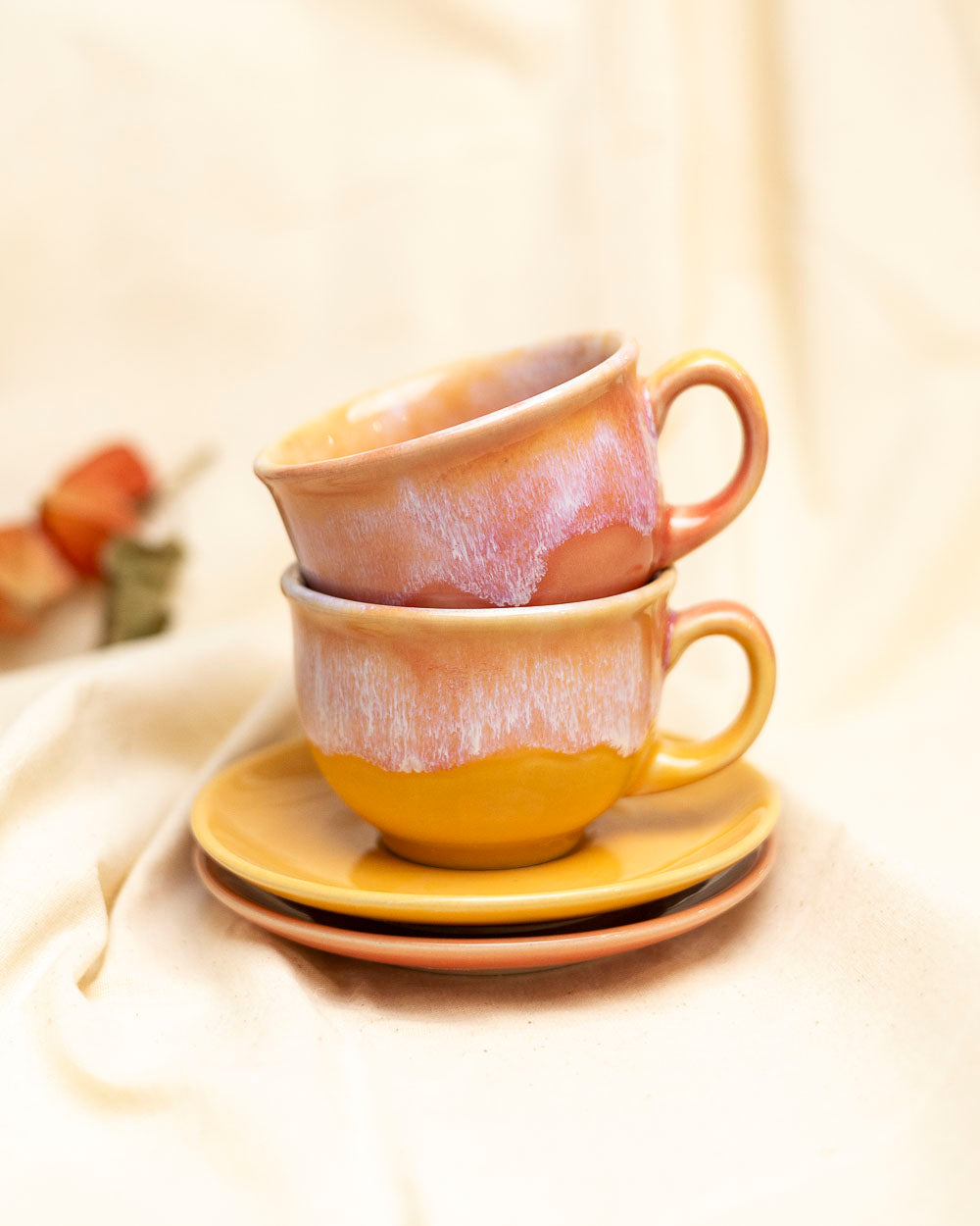 Zestaw dwóch filiżanek – morela i miód