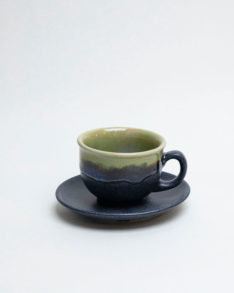 Filiżanka z talerzykiem – mech i grafit