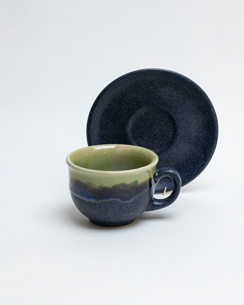 Filiżanka z talerzykiem – mech i grafit