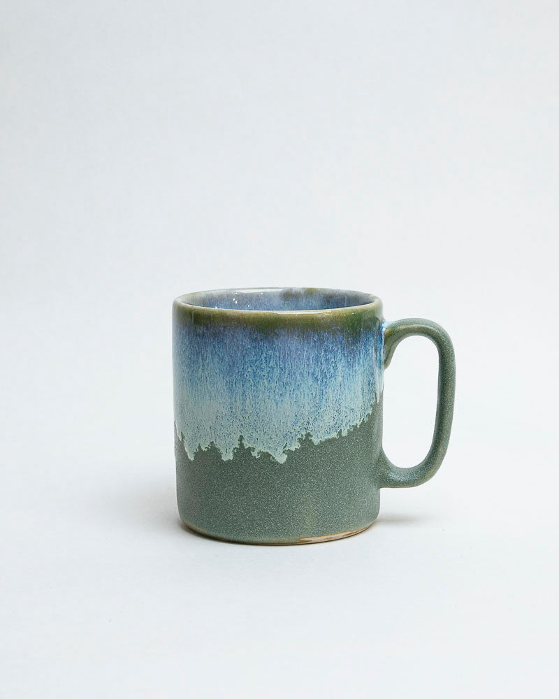 Kubek jezioro o świcie