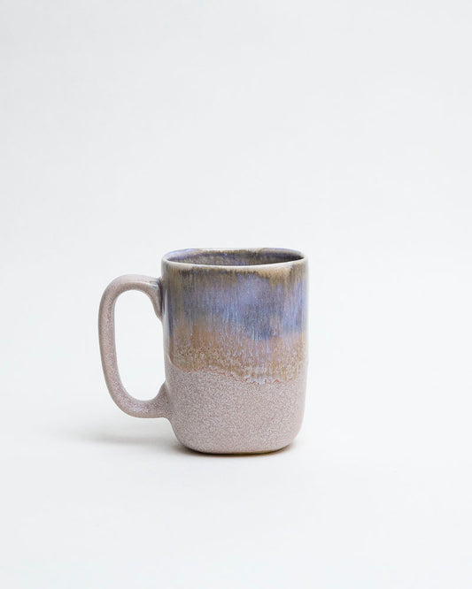 Kubek mglisty poranek