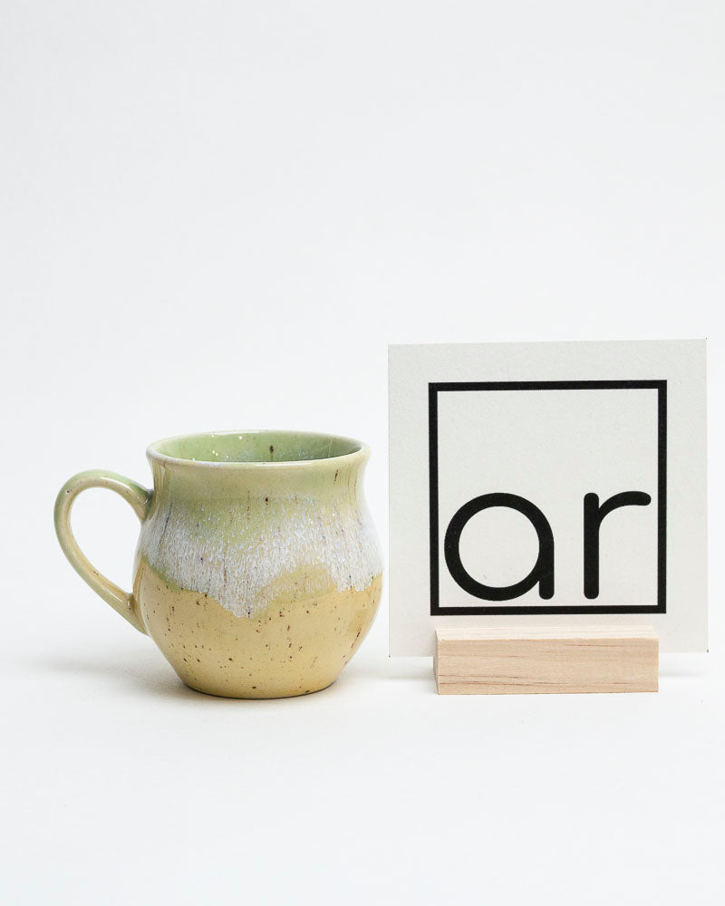 Kubek pistacjowy poranek